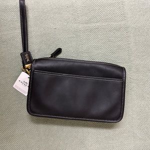 NWT Coach 1941 Britt wristlet in Black